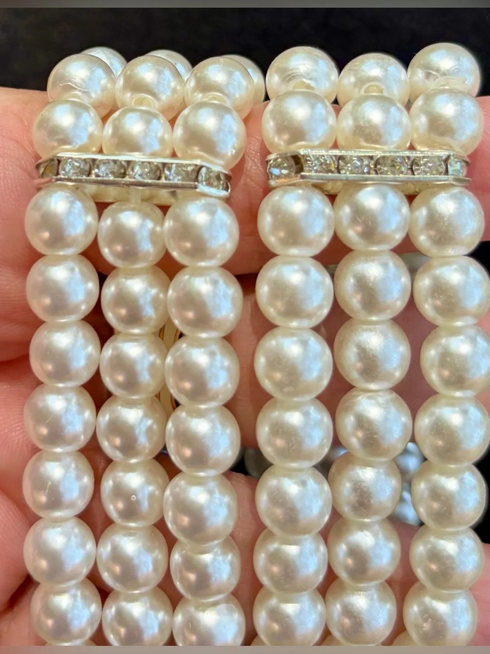 NIB Two Elegant White Pearl Stretch Bracelets wi/Crystal Accents In Three Areas